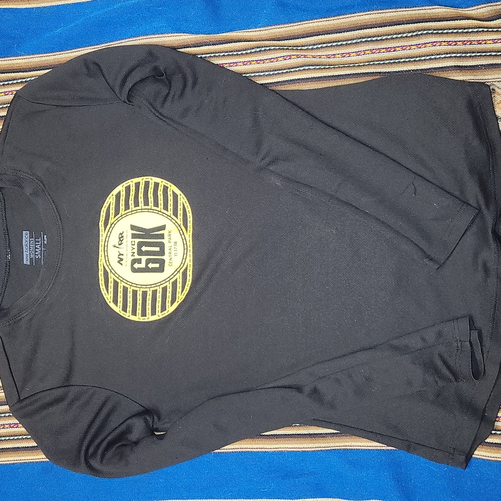 NewBalance Fitted Atheltic Black Graphic Long Sleeve- Size M